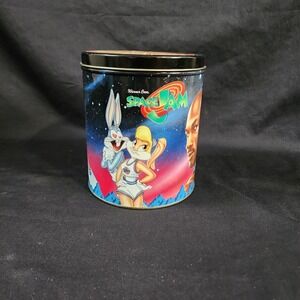 Michael Jordan Warner Bros. 1996 Space Jam Tin